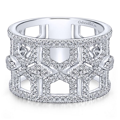 This unique 14k white gold diamond hourglass style ring features 1.06 carats of diamonds.