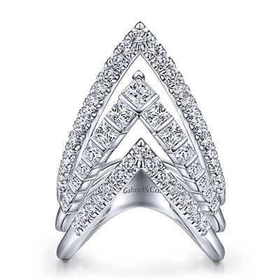 This 14k white gold diamond ring features a triple row of diamonds in this diamond fashion ring.