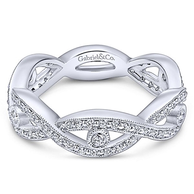 14k white gold and diamonds twist in this stackable ring.