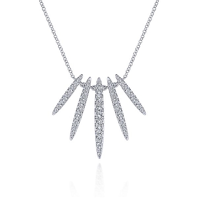 In 14k white gold with 0.73 carats of diamonds, this fashion diamond necklace shines.