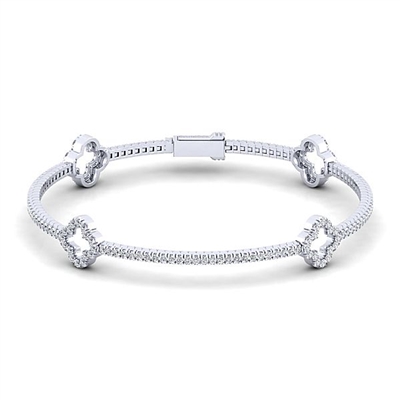 A shining diamond tennis bracelet in 14k white gold.