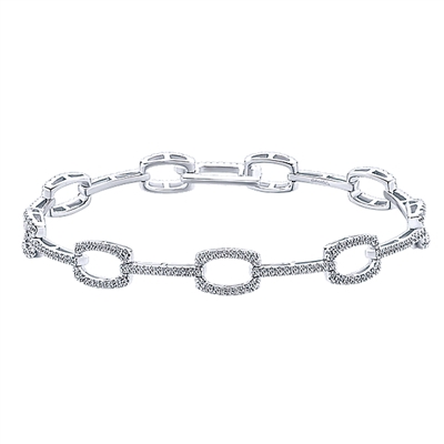 This stylish and sophisticated diamond tennis bracelet features 1.36 carats of diamonds in 14k white gold.