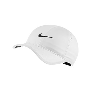 679421-104 Nike Featherlight Hat
