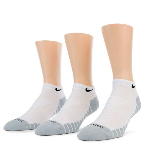 SX6964-100  Nike Everyday Max Cushion Training No-Show Socks 3 Pack