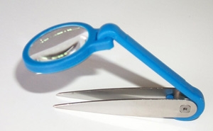 Magnifying Pet Tweezers