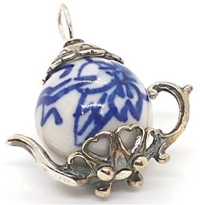 Lana's Teapot Charm