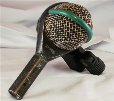 AKG D112 Microphone