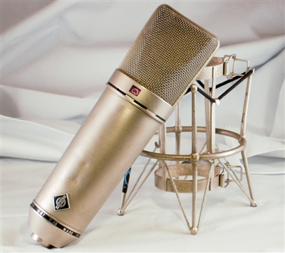 Neumann U87 Microphone