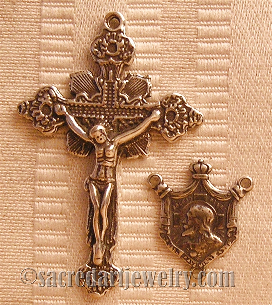 The Rosary Shop -- Custom rosaries, kits, parts and kneelers.