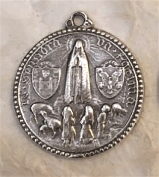 Fatima Medal, Our Lady of the Rosary 1" - Catholic religious medals in authentic antique and vintage styles with amazing detail. Large collection of heirloom pieces made by hand in California, US. Available in sterling silver.