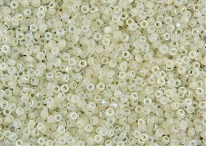 8/0 Czech Seed Beads - Etched Crystal Pale Yellow Rainbow