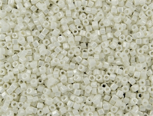 2mm Japanese Toho Cube Beads - Light Cream Opaque Luster #122