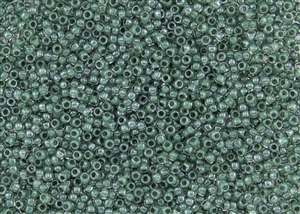 11/0 Takumi Toho Japanese Seed Beads - Subtle Hunter Green Lined Crystal Luster #1070