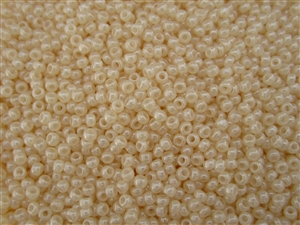 8/0 Toho Japanese Seed Beads - Cream Ceylon Pearl #147
