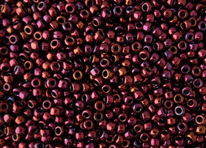 8/0 Toho Japanese Seed Beads - Plum Iris Higher Metallic #502