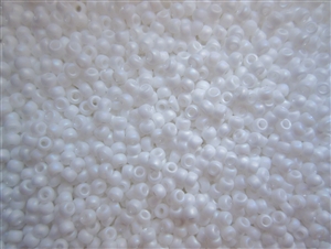 8/0 Toho Japanese Seed Beads - Rainbow White Opaque Matte #761