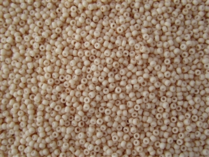 8/0 Toho Japanese Seed Beads - Pale Apricot Opaque Matte #763