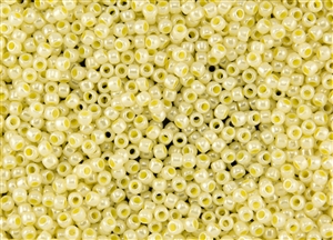 8/0 Toho Japanese Seed Beads - Lemon Chiffon Ceylon Pearl #902