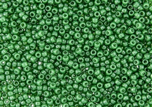 8/0 Toho Japanese Seed Beads - Hybrid ColorTrends Milky Kale #YPS0028