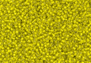 15/0 Toho Japanese Seed Beads - Lemon Silver Lined Matte #32F