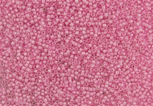 15/0 Toho Japanese Seed Beads - Cotton Candy Pink Lined Crystal #379