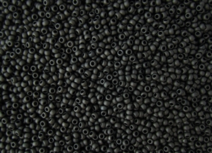 15/0 Toho Japanese Seed Beads - Gunmetal Metallic Matte #611