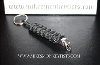 Solomon Bar Paracord Keychain with Large Skull Bead