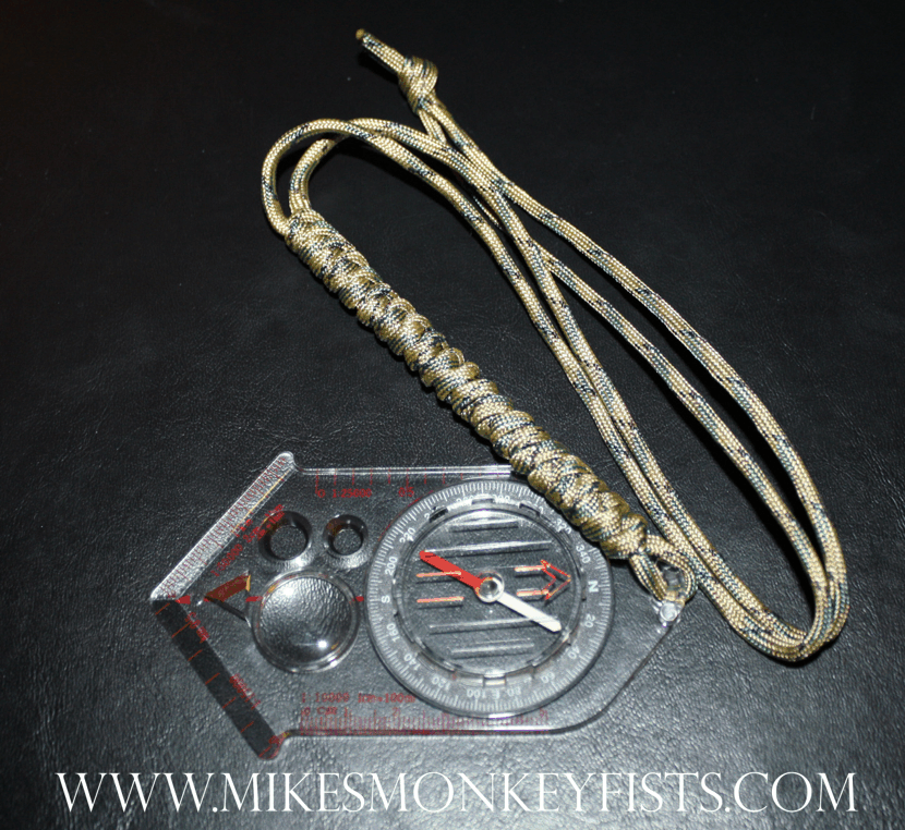 Survival Compass with 550 Paracord Lanyard