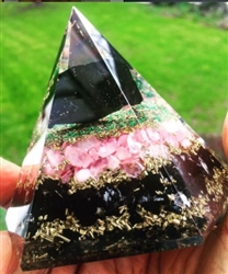 Rose quartz & Tourmaline- Orgone pyramid - heart protector (5G)