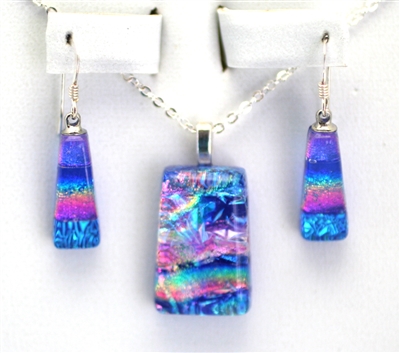 Hawaii fused glass jewelry.  Handmade on Maui. Pendant and Earrings.