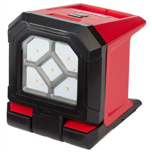 MilwaukeeÂ® M18â„¢ ROVER Mounting Flood Light