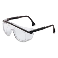 Uvex S2500 Astro OTC Tools & Equipment - 3001 Black Frame, Clear Lens