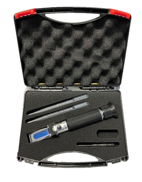 Aquarium Elements Premium Saltwater Refractometer - Large Black Case