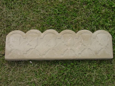 Ivy Leaf Border Concrete Mold 5009