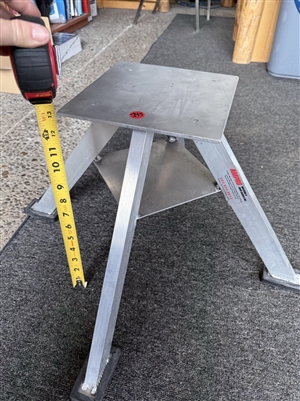 Four Legged Seat Pedestal 13inch