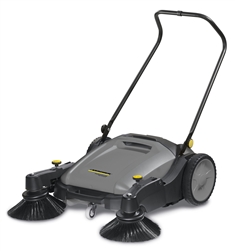 KARCHER KM 70/20 C 28" MANUAL SWEEPER