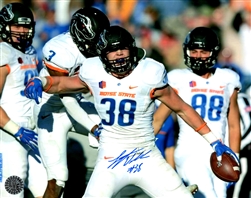 LEIGHTON VANDER ESCH SIGNED 8X10 BOISE STATE BRONCOS PHOTO #3 - COWBOYS