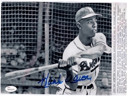 HENRY HANK AARON SIGNED 8X10 MILW. BRAVES PHOTO #14 - JSA