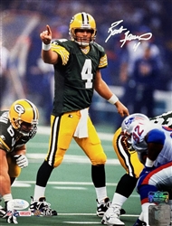 BRETT FAVRE SIGNED 8X10 PACKERS PHOTO #8 - JSA