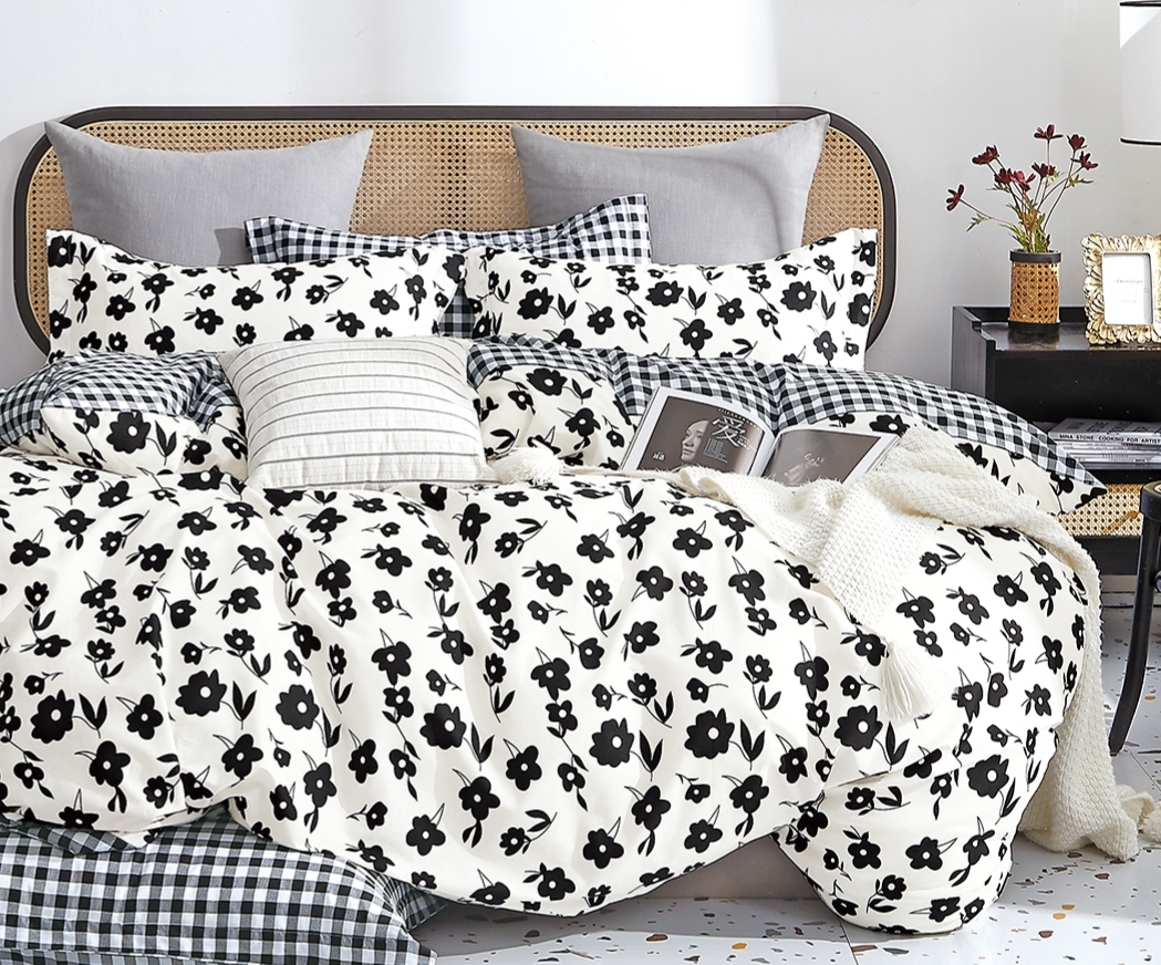 Black and white on sale comforter set