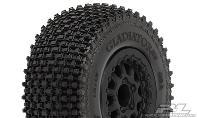 Pro-Line Gladiator SC M2 Medium Short Course Tires on Black Renegade Rims (2)