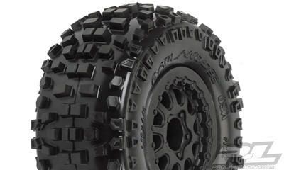 Pro-Line Badlands SC M2 Medium Short Course Tires on Slash 4x4 Renegade Black Rims (2)