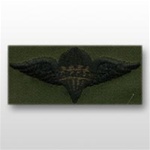 US Army Breast Badge Subdued Fatigue: Para rigger - OBSOLETE! AVAILABLE WHILE SUPPLIES LAST!