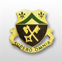 US Army Unit Crest: 81st Armor Regiment - Motto: SUPERO OMNIA