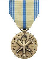 Full-Size Medal: Armed Forces Reserve - Air Force - Reverse has an eagle with wings spread in front of a circle