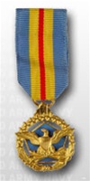 US Military Miniature Medal: Defense Distinguished Service