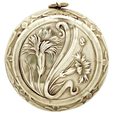 Sterling Silver Art Nouveau Patch Box from 1900 with Exquisite Embossed Carnation Flower in Various States of Blooming