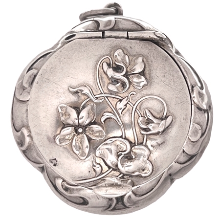 Gorgeous Embossed Cyclamen Flowers and Leaves Decorate  Sterling Antique Quatrefoil French Patch Box