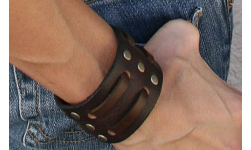 Men's High-Tech Titanium Cuff Bracelet – Zuringa