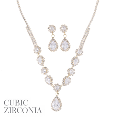 GOLD NECKLACE SET